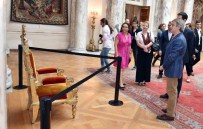 PADİŞAH TAHTI - Fransız Sarayı Kapılarını 1 Günlüğüne Ziyaretçilere Açtı