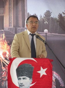 Cengiz, Doğu Türkistan'ı Anlattı