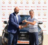 ÇELIK MOTOR - Hamzaoğlu'na Araba Hediye Edildi