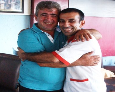 Kürt Ve Türk Arkadaşlar Askere Alınmak İstiyor