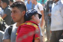 KIZILHAÇ - Makedonya Ve Sırbistan'daki Kaçak Göçmen Krizi