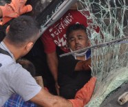 Araç İçinde Sıkışan Yaralı Hastanede Hayatını Kaybetti