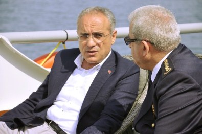 Bakan Topçu Giresun'da