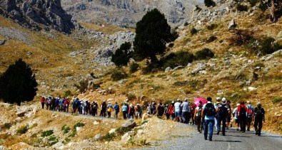 Kepez'in Doğa Yürüyüşü Mutlu Ediyor