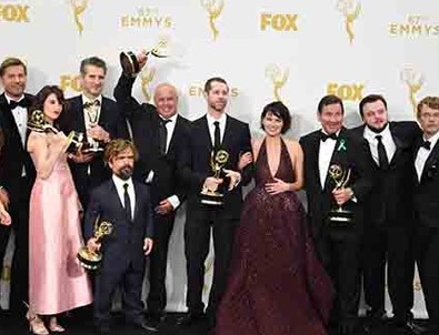 Emmy gecesinde Taht Oyunları