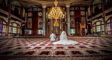 Erzurum'da, Evlilik Geleneklerini Koruyor