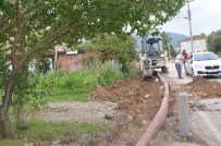 YAYA KALDIRIMI - Kartepe Mesudiye Caddesi'nde Kaldırım Çalışması