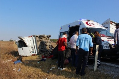 Mültecileri Taşıyan Minibüs Tekirdağ'da Kaza Yaptı