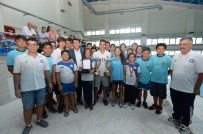 Sutopu Şampiyonları Kupalarını Aldı