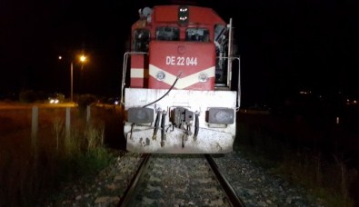 Yolcu Treninin Çarptığı Şahıs Öldü