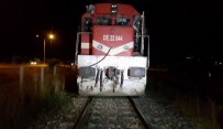 YOLCU TRENİ - Yolcu Treninin Çarptığı Şahıs Öldü