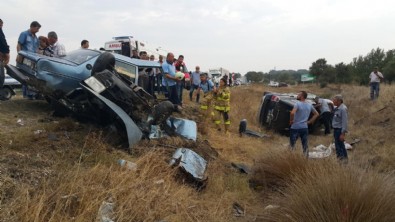 Balıkesir'de Trafik Kazası: 1 Ölü, 2 Yaralı