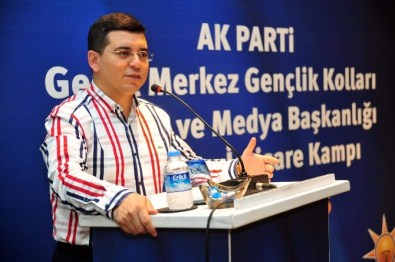 Tütüncü, Gençlerle Buluştu