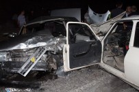 HATALı SOLLAMA - Zonguldak'ta Zincirleme Trafik Kazası Açıklaması 1'İ Ağır, 3'Ü Çocuk, 8 Yaralı