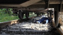 OLTA - Balık Tutmaya Giderken Trenin Altında Can Verdi