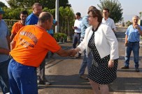 SIHIRLI DEĞNEK - Başkan Pekdaş İşçilerle Bayramlaştı