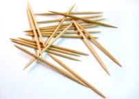 DİŞ ETİ HASTALIĞI - Dişte Kalan Et Parçalarını Kürdanla Çıkarmayın