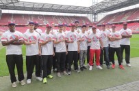 LUKAS PODOLSKI - Podolskı Takım Satın Aldı