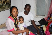 DARFUR - Sudanlı Ailenin 10 Metrekarelik Odada Yaşam Mücadelesi