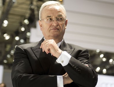Volkswagen yöneticisi Martin Winterkorn istifa etti