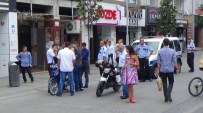 ŞEREFIYE - Çark Caddesinde Motosikletleriyle Gezen Gençlere Polis Engeli