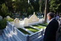 KARACAAHMET - Cumhurbaşkanı Erdoğan'dan Kabir Ziyareti