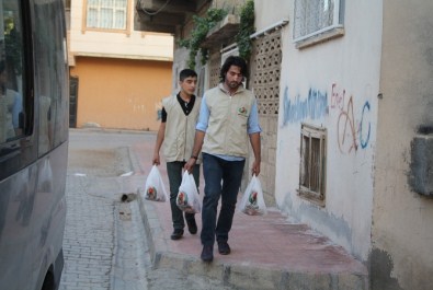 'Yasin Börü' 250 Aileye Kurban Eti Ulaştırdı