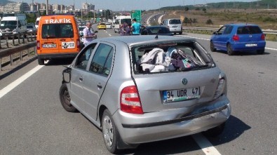 Bayram Dönüşü TEM'de Zincirleme Kaza Açıklaması 18 Yaralı