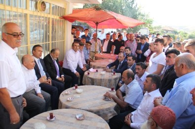 AK Partililer Bayramda Buluştu