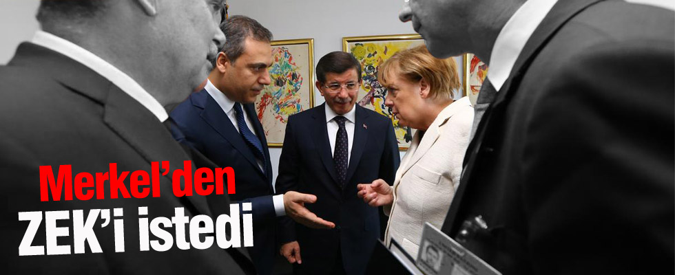 Başbakan Davutoğlu Merkel'den kaçak savcıları istedi