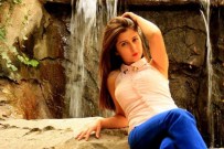 BAYRAM ZİYARETİ - Genç Kız Kazada Hayatını Kaybetti