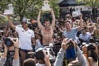 Redbullcliffdiving 2015'De Son Yarışın Galibi Steven Lobue