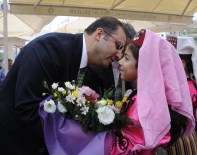 Antalya'da Yeni Eğitim-Öğretim Yılı, 81 İlden Yöresel Kıyafetli Öğrencilerin Birlik Mesajıyla Açıldı