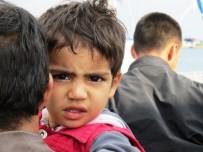 KÜÇÜKKUYU - Bir Gemi Dolusu Kaçak Göçmen Yakalandı