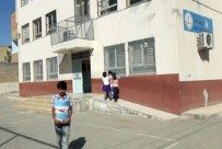 Eğitime 'Barikat' Engeli