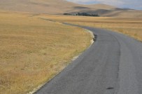 ABDAL - Erciş'te Yol Asfaltlama Çalışması