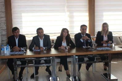 HDP Adaylarından Basın Toplantısı