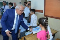 Mersin Büyükşehir'den 20 Bin Öğrenciye Kırtasiye Yardımı