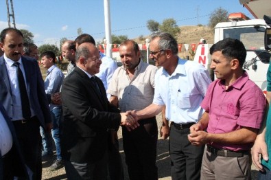 Milletvekili Adayı Prof. Dr. Akdağ İlçelerde Bayramlaştı