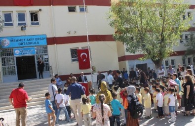 Siirt'te Eğitim Ve Öğretim Yılı Törenle Başladı