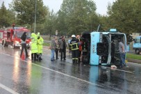 MİNİBÜS ŞOFÖRÜ - Tekirdağ'da Yolcu Minibüsü Devrildi Açıklaması 7 Yaralı
