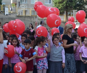 Trabzon'da 154 Bin Öğrenci İçin Ders Zili Çaldı