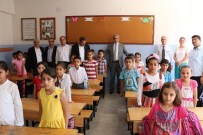 BESLENME ÇANTASI - Başkan Demirkol'dan İlçedeki Tüm Okullara Kırtasiye Desteği