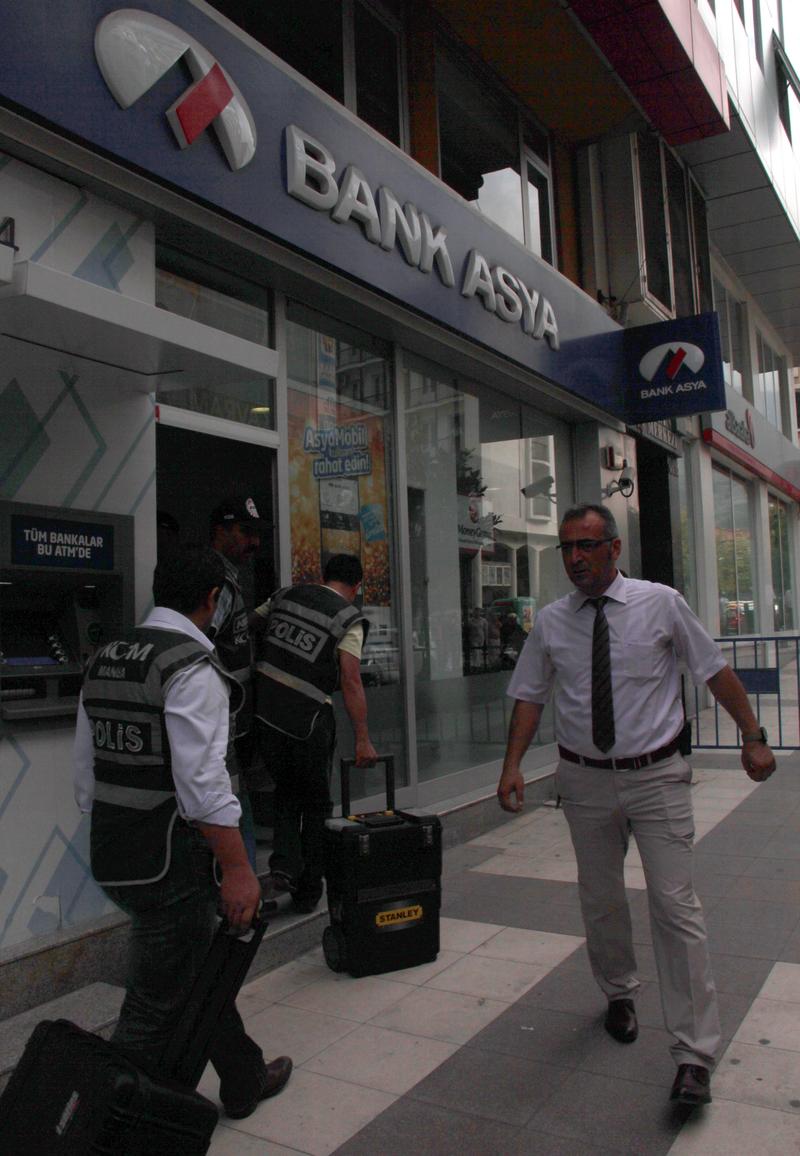 Bank Asya'ya 'Paralel' Operasyonu