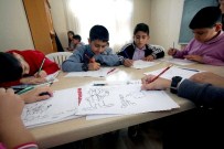 SIYAH BEYAZ - Bayraklı Belediyesi Karikatür Yarışması Düzenliyor