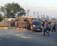 KAKLıK - Denizli'de Trafik Kazası Açıklaması 1 Ölü, 3 Yaralı