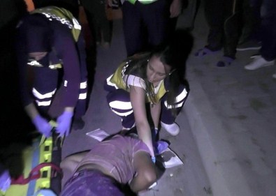 Ereğli'de Minibüsle Motosiklet Çarpıştı Açıklaması 1 Yaralı