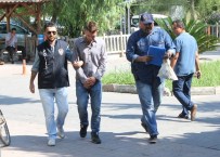 KAĞIT PARA - 3 Bin TL Tutarında Bozuk Para Çaldı, Güvenlik Kamerasından Kaçamadı