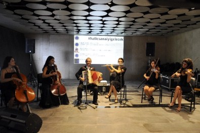 Haliç'te Rengarenk Oryantasyon