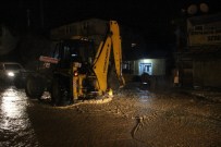 SAKARYA VALİSİ - Sakarya'da Sel